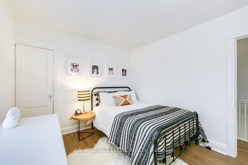 Photo 23 of 130 Swanwick Avenue, Toronto, East End-Danforth — HOMEH