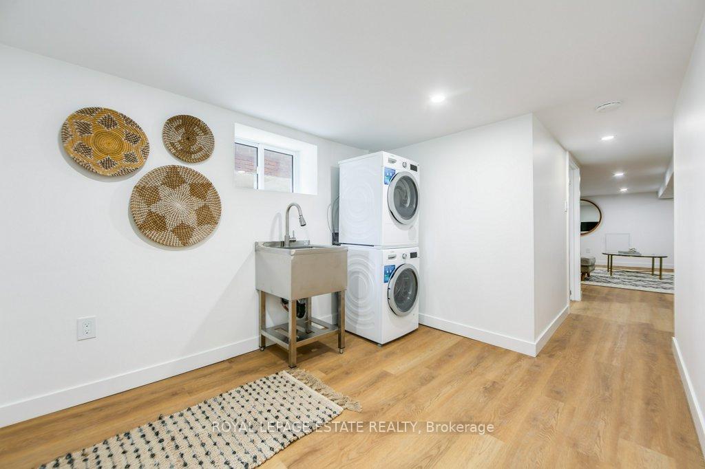 Photo 36 of 130 Swanwick Avenue, Toronto, East End-Danforth — HOMEH