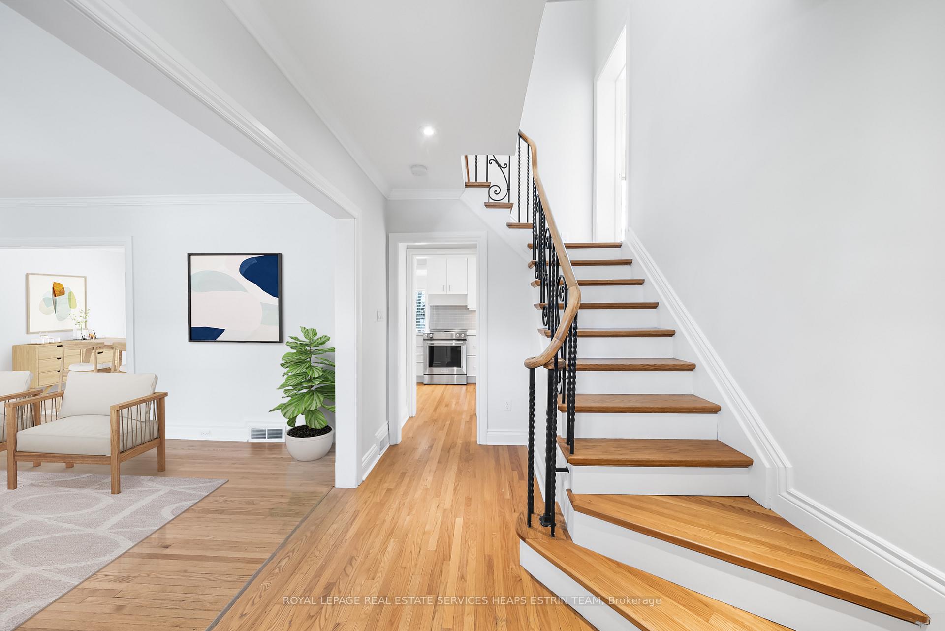 Photo 4 of 443 Heath Street E, Toronto, Leaside — HOMEH