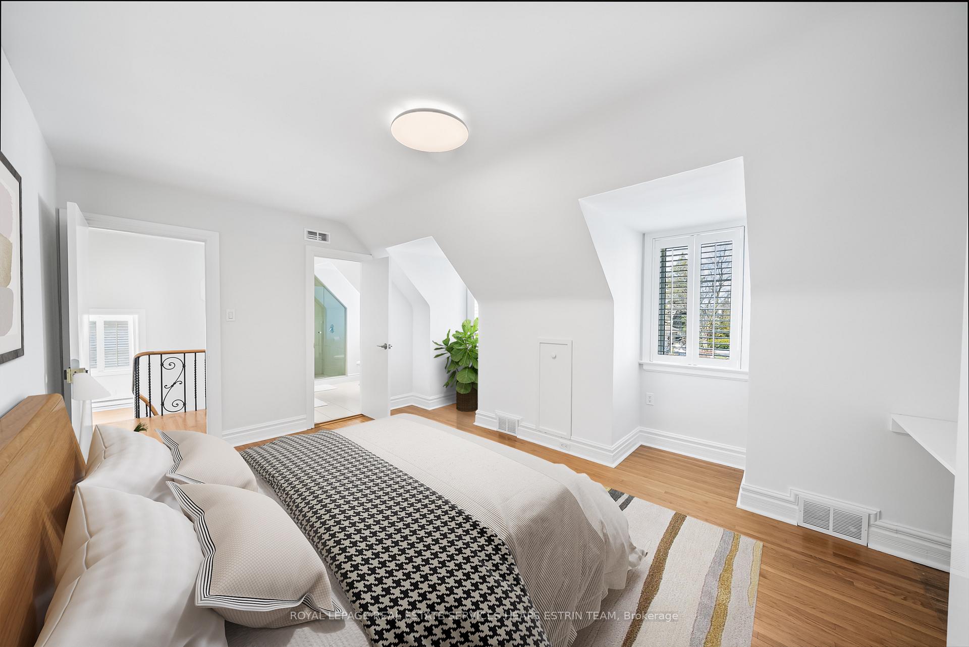 Photo 15 of 443 Heath Street E, Toronto, Leaside — HOMEH