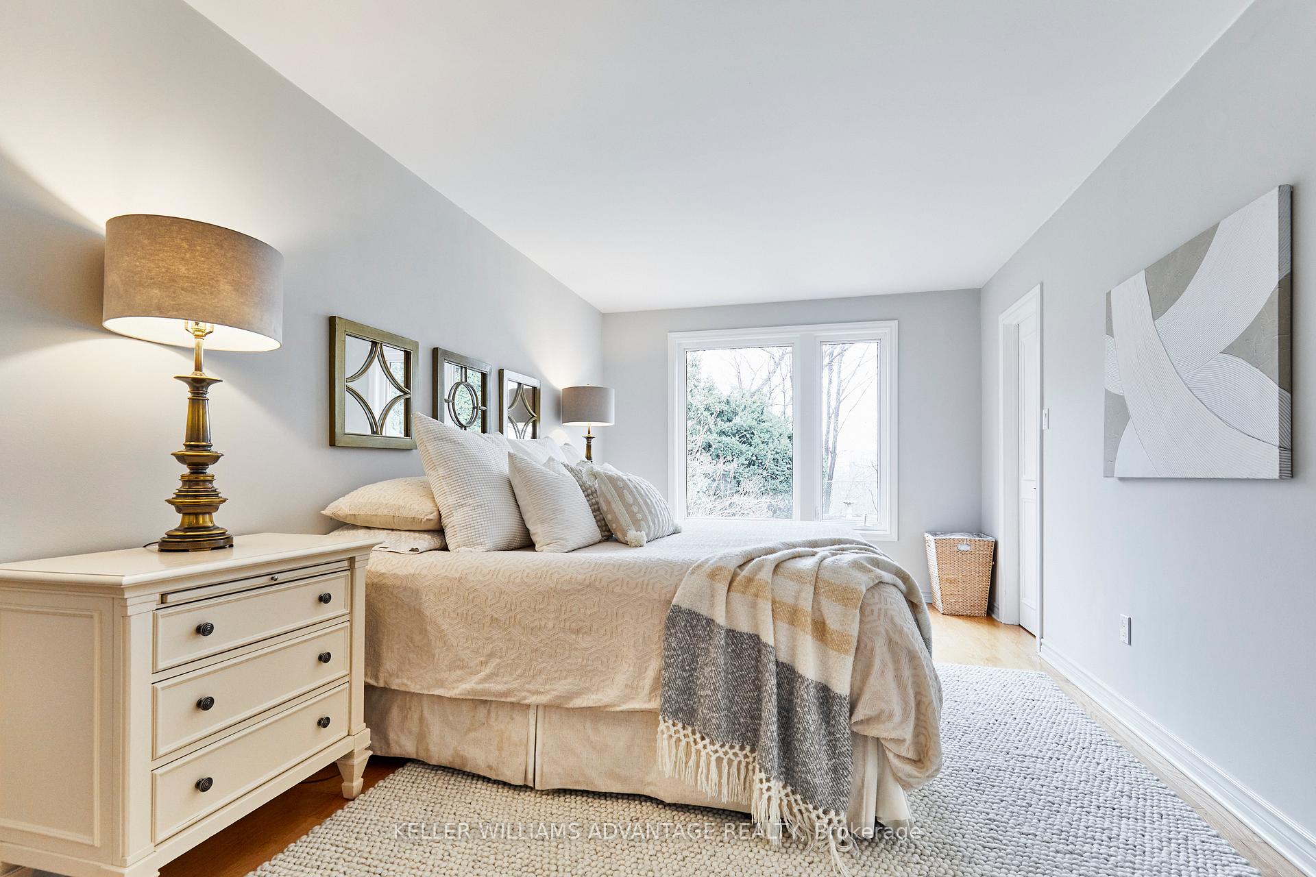 Photo 12 of 115 Leacrest Road, Toronto, Leaside — HOMEH