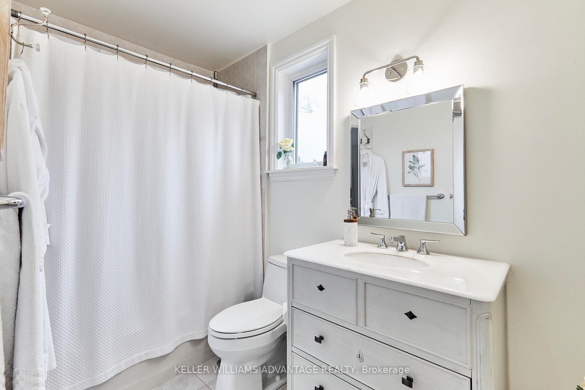 Photo 13 of 115 Leacrest Road, Toronto, Leaside — HOMEH