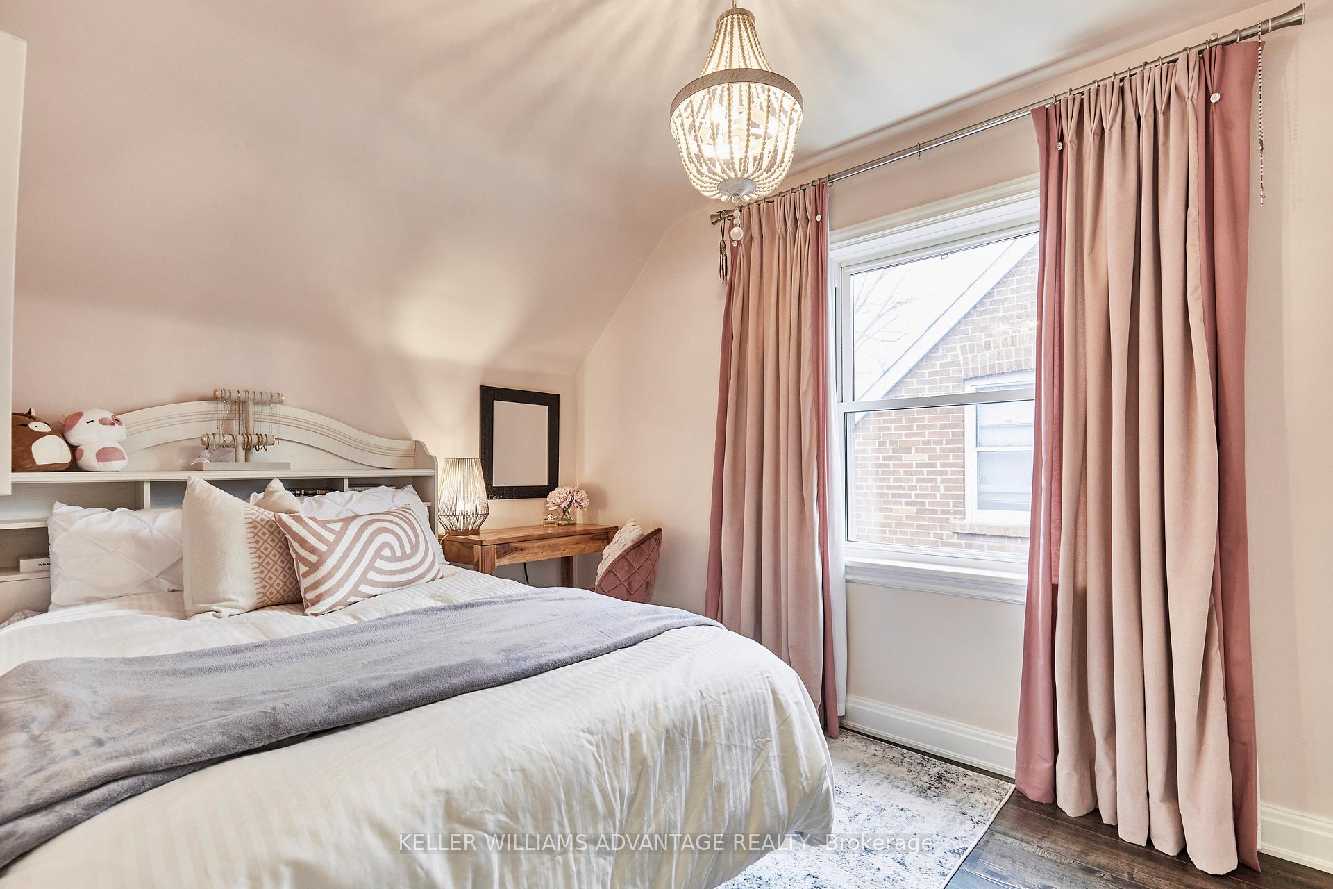 Photo 20 of 115 Leacrest Road, Toronto, Leaside — HOMEH
