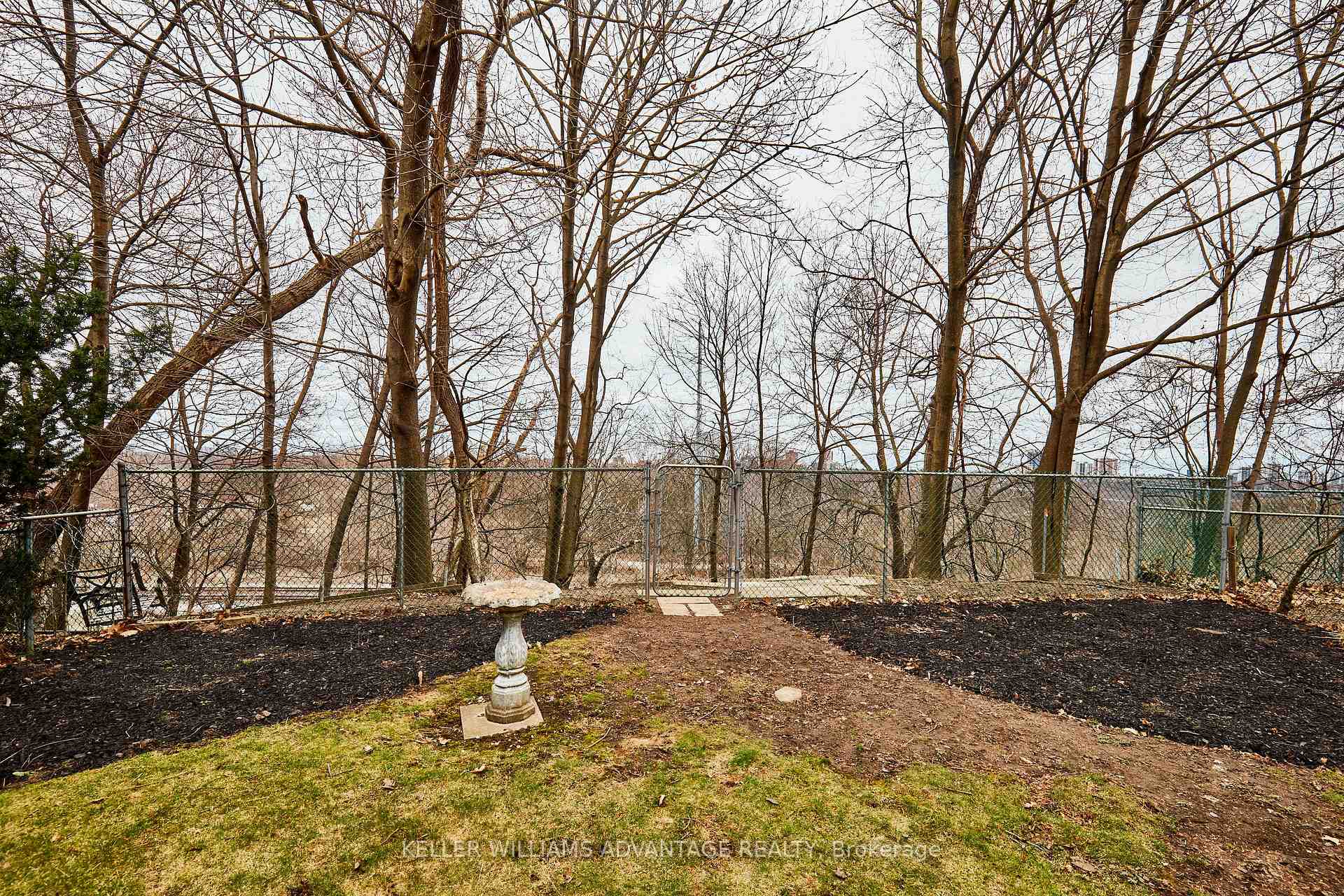 Photo 37 of 115 Leacrest Road, Toronto, Leaside — HOMEH