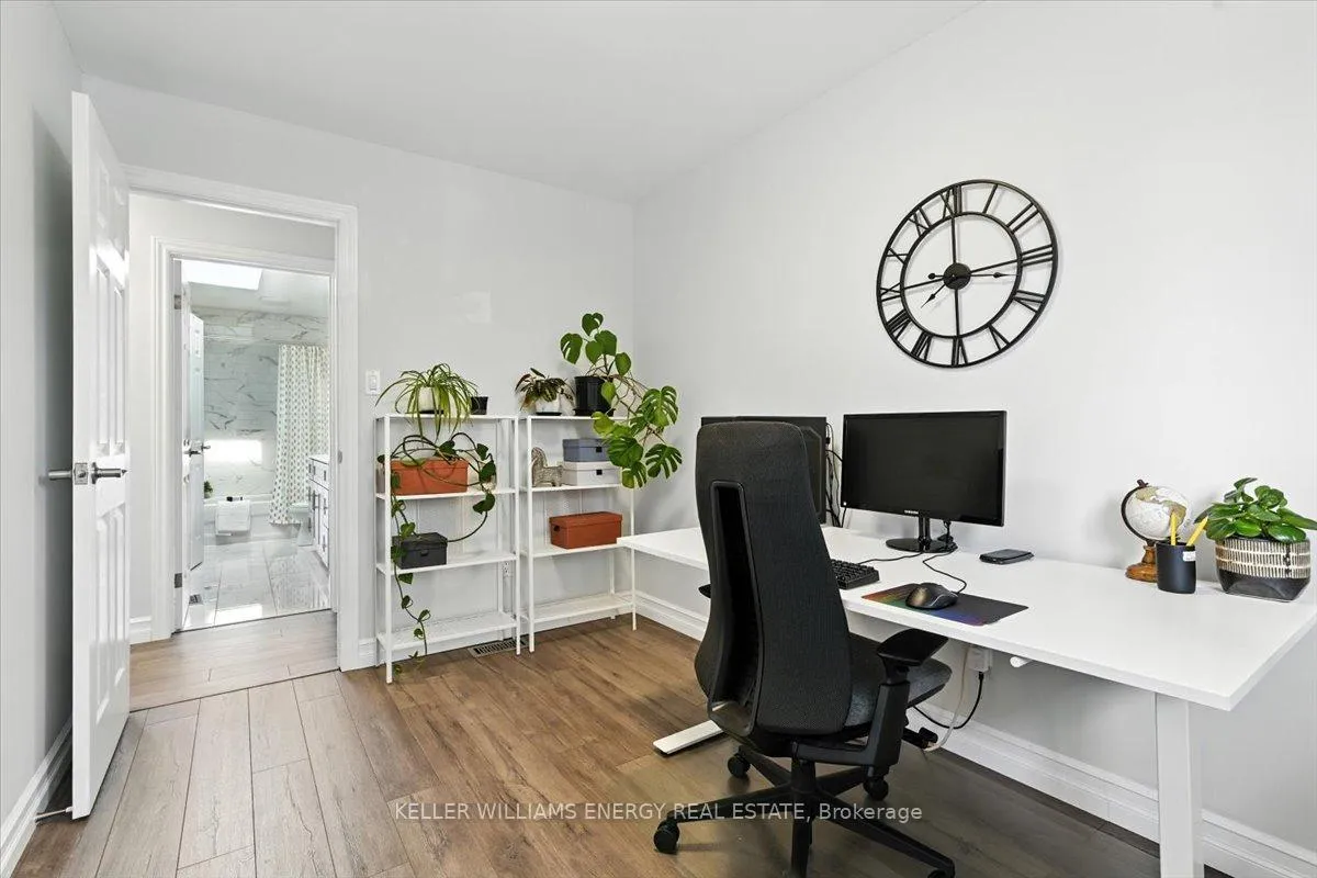 Photo 21 of 2584 Marsdale Drive, Peterborough, Ashburnham Ward 4 — HOMEH