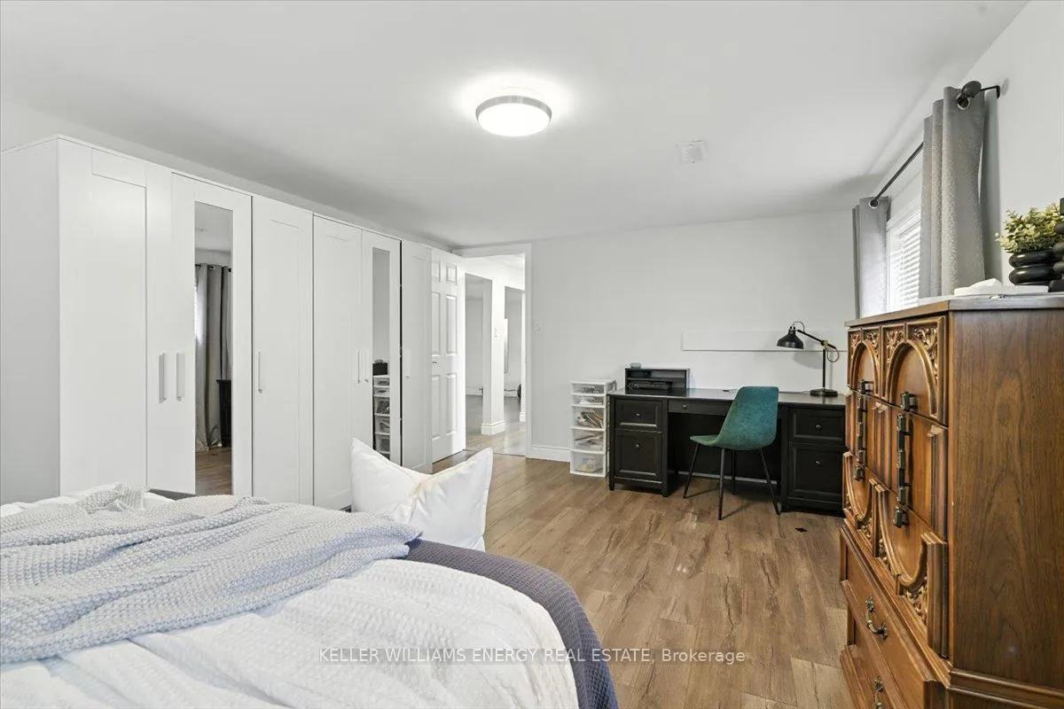Photo 28 of 2584 Marsdale Drive, Peterborough, Ashburnham Ward 4 — HOMEH