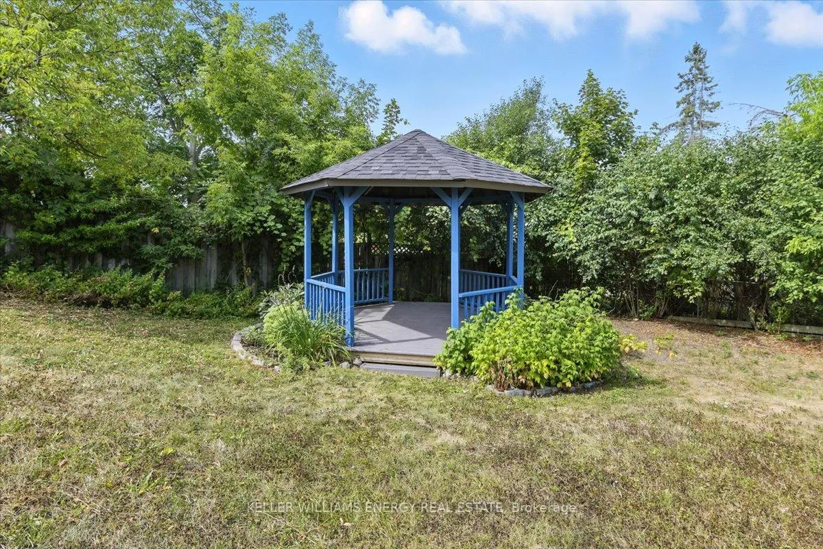Photo 34 of 2584 Marsdale Drive, Peterborough, Ashburnham Ward 4 — HOMEH
