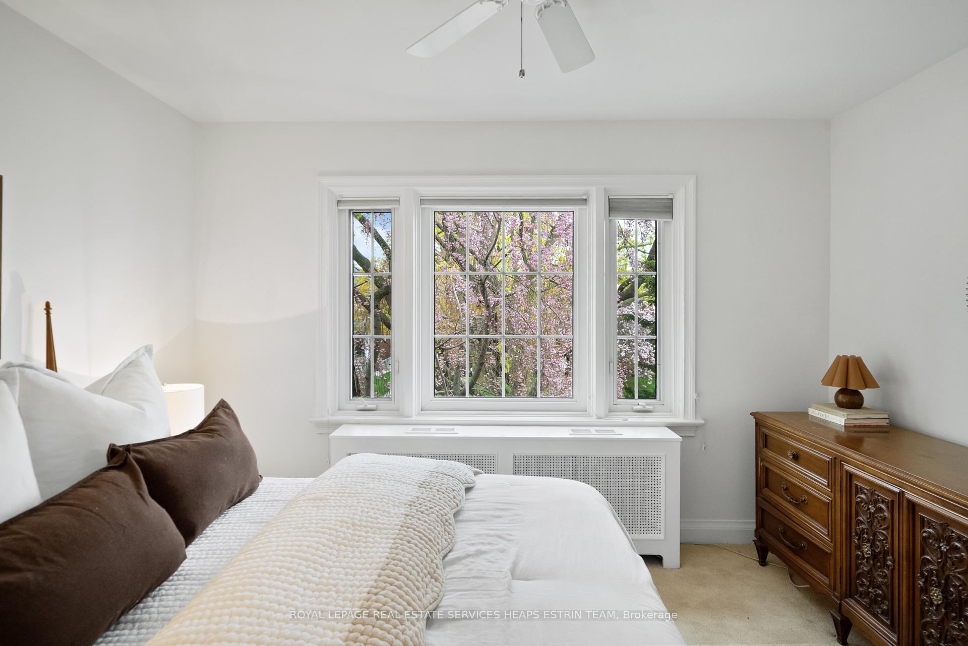 Photo 12 of 89 Glenvale Boulevard, Toronto, Leaside — HOMEH