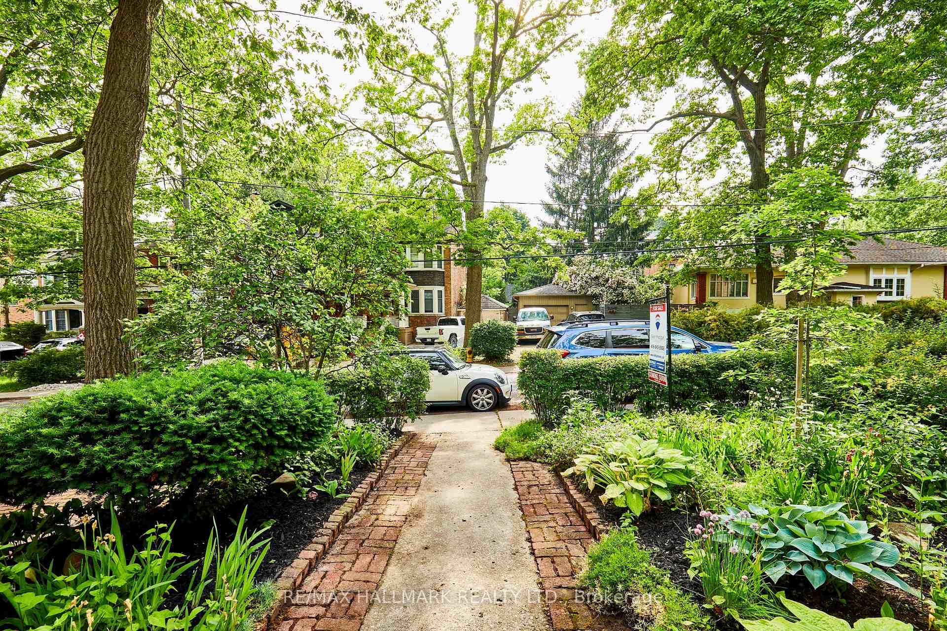 Photo 4 of 183 Balsam Avenue, Toronto, The Beaches — HOMEH