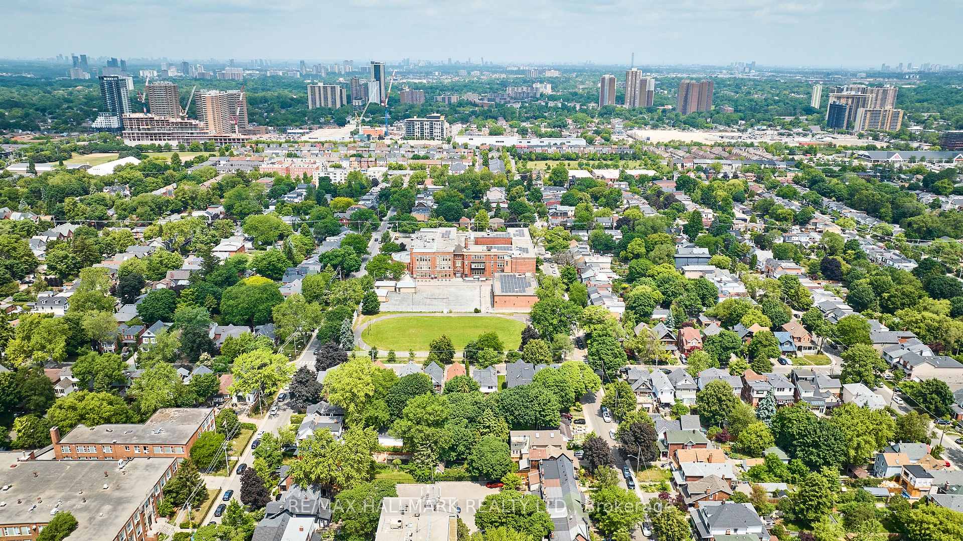 Photo 9 of 183 Balsam Avenue, Toronto, The Beaches — HOMEH