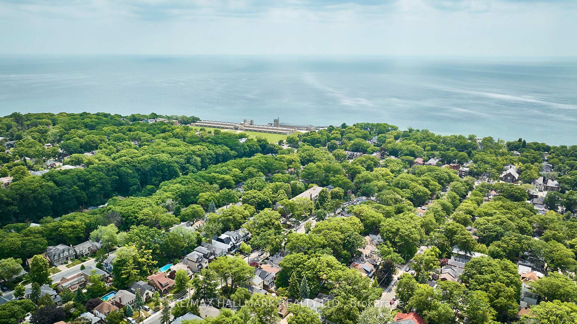 Photo 10 of 183 Balsam Avenue, Toronto, The Beaches — HOMEH