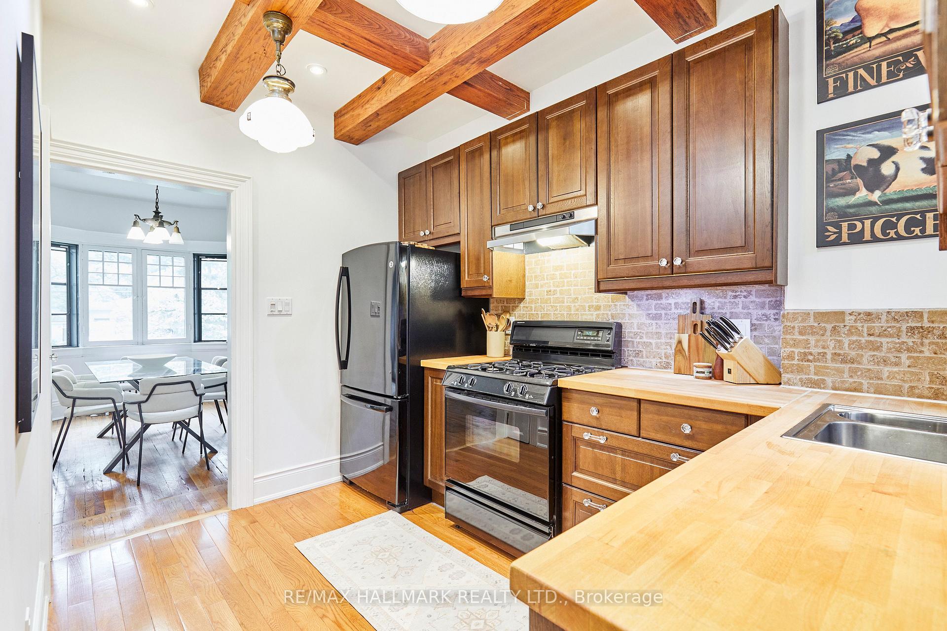Photo 23 of 183 Balsam Avenue, Toronto, The Beaches — HOMEH