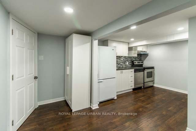 Photo 2 of Unit Lower, 244 Parkview Hill Crescent, Toronto, O'Connor-Parkview — HOMEH