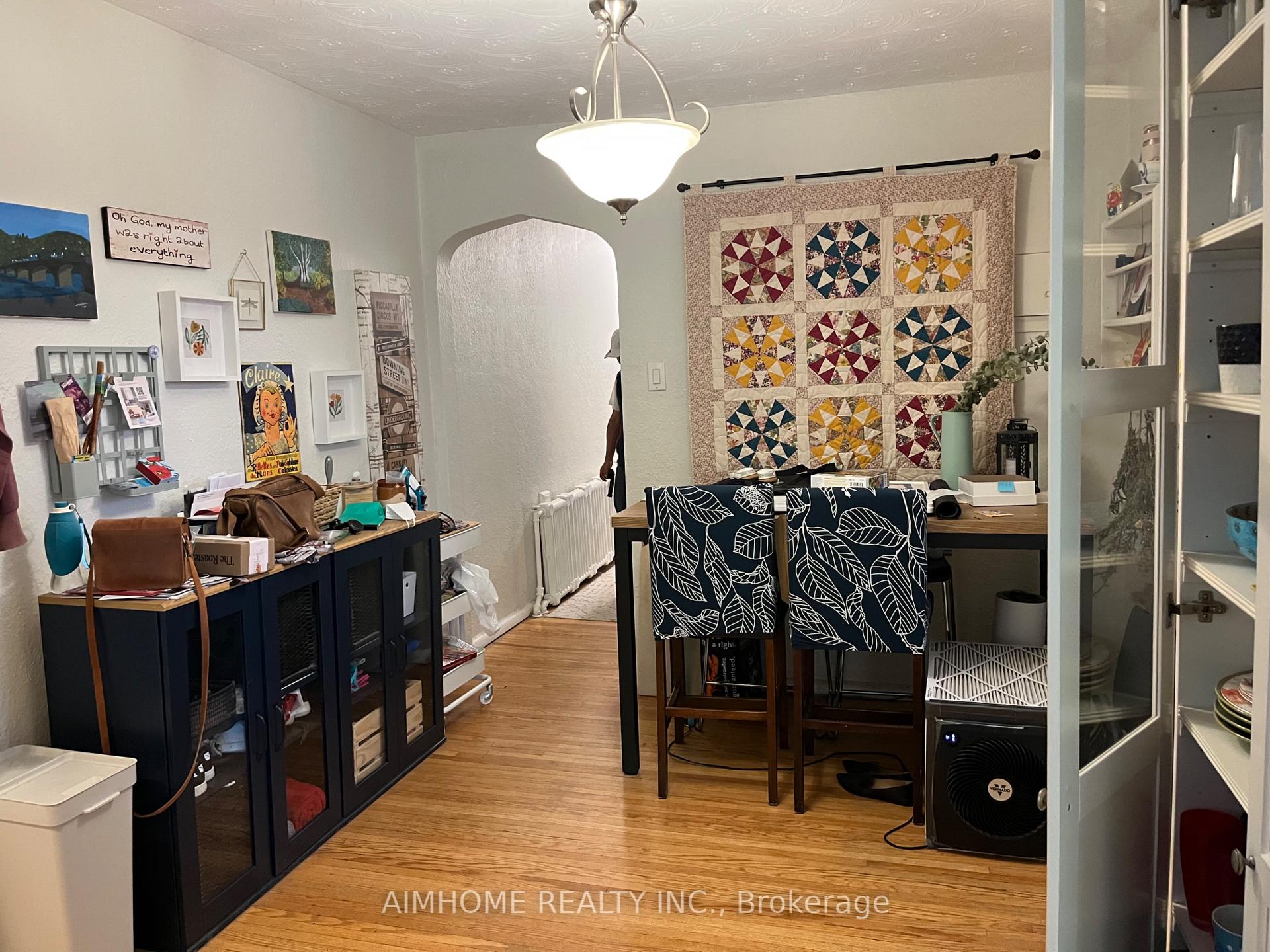 Photo 5 of Unit upper, 189 Millwood Road, Toronto, Mount Pleasant West — HOMEH