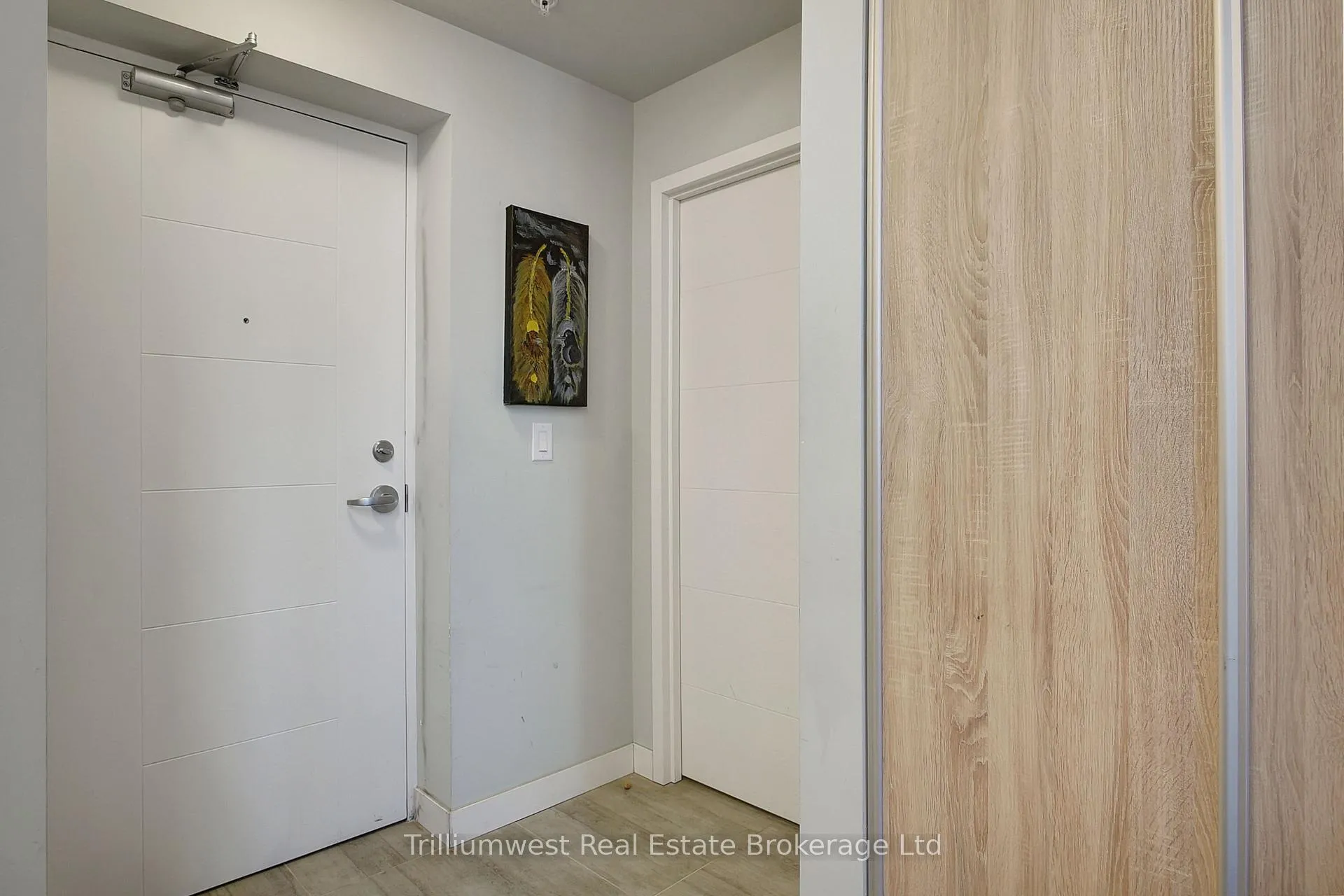 Photo 4 of Unit 1501, 318 Spruce Street, Waterloo, Lakeshore Village — HOMEH