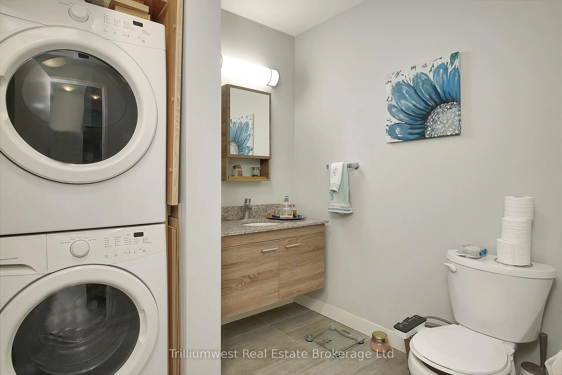 Photo 13 of Unit 1501, 318 Spruce Street, Waterloo, Lakeshore Village — HOMEH