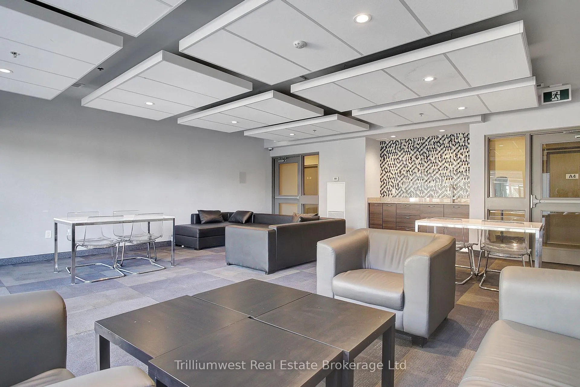 Photo 24 of Unit 1501, 318 Spruce Street, Waterloo, Lakeshore Village — HOMEH