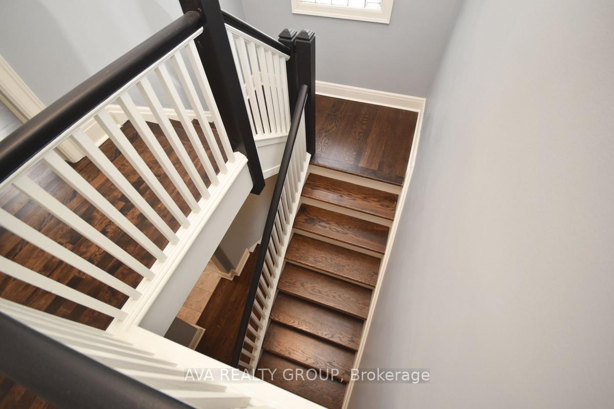 Photo 3 of 182 Marlborough Street, Toronto, Leaside — HOMEH
