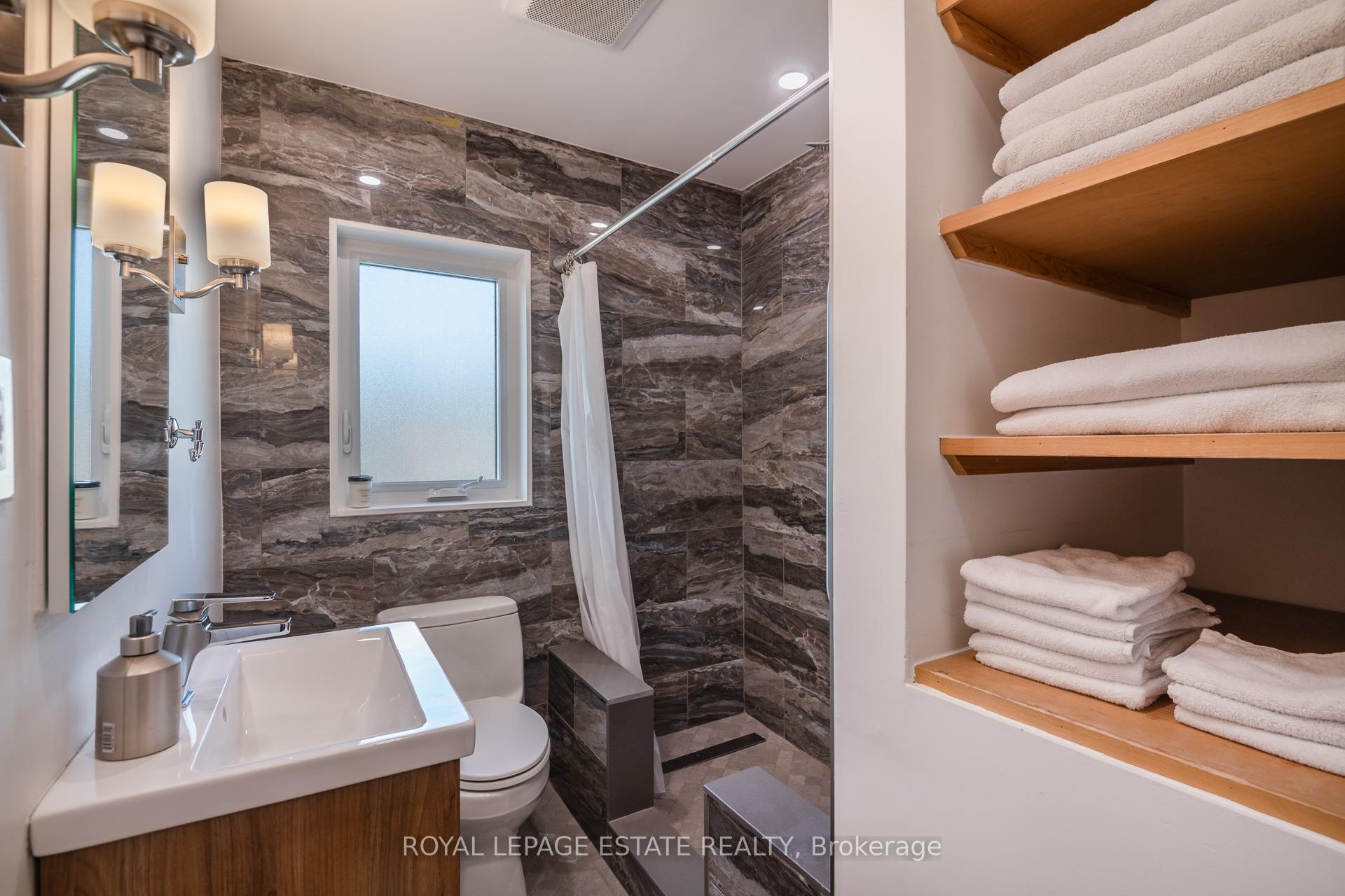 Photo 28 of 53 Hertle Avenue, Toronto, Greenwood-Coxwell — HOMEH
