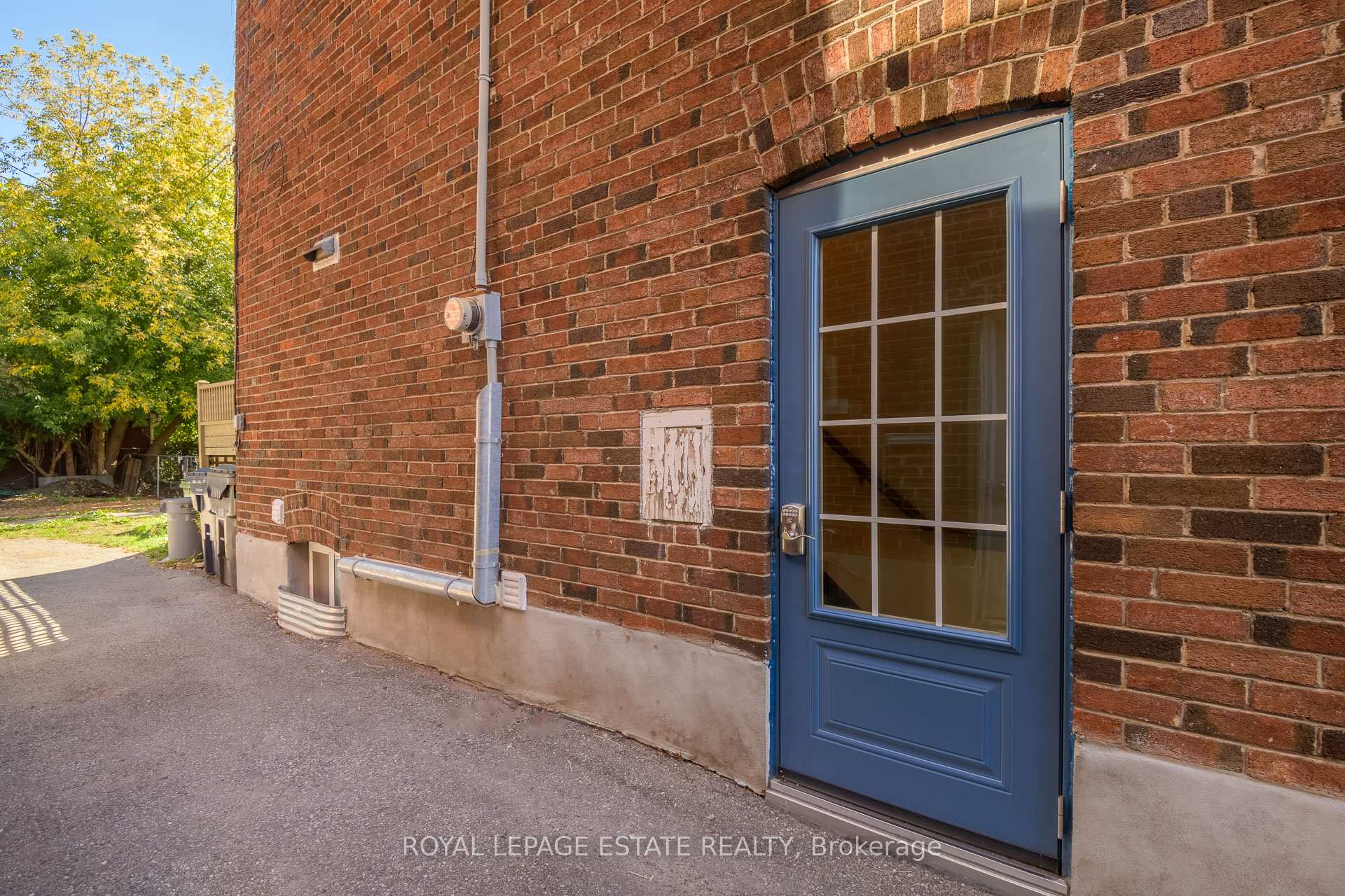 Photo 45 of 53 Hertle Avenue, Toronto, Greenwood-Coxwell — HOMEH