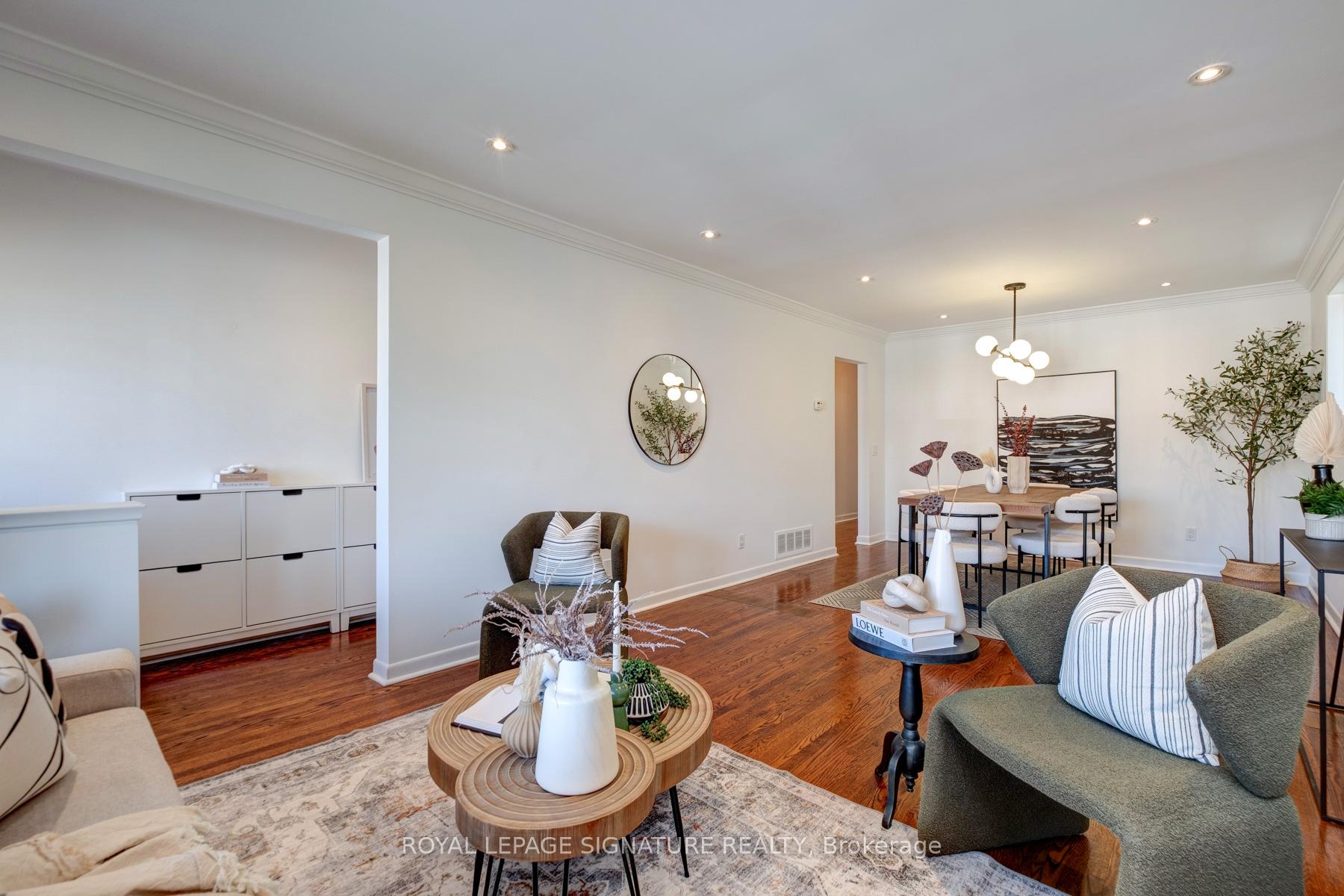Photo 5 of 131 Virginia Avenue, Toronto, Danforth Village-East York — HOMEH