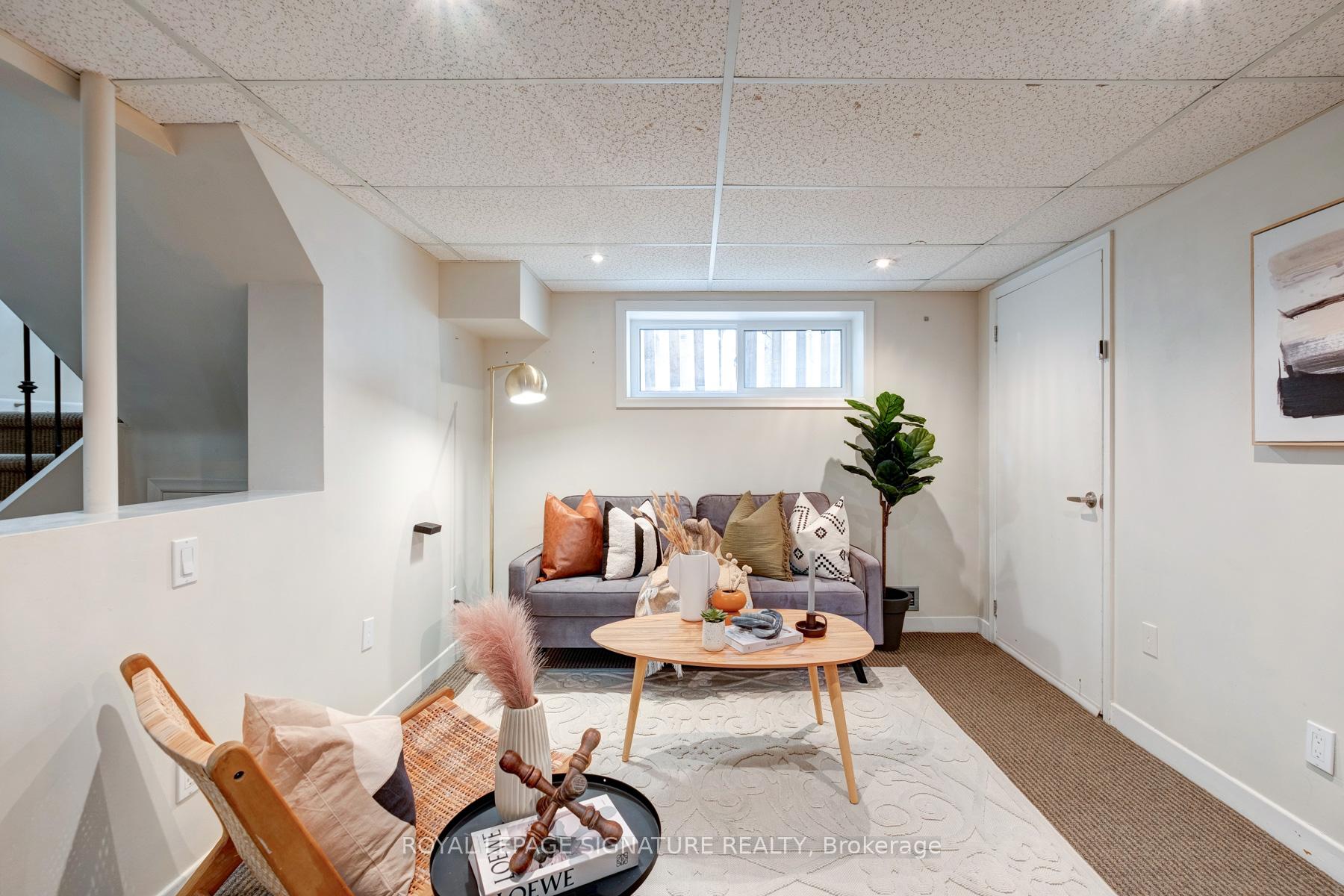 Photo 20 of 131 Virginia Avenue, Toronto, Danforth Village-East York — HOMEH