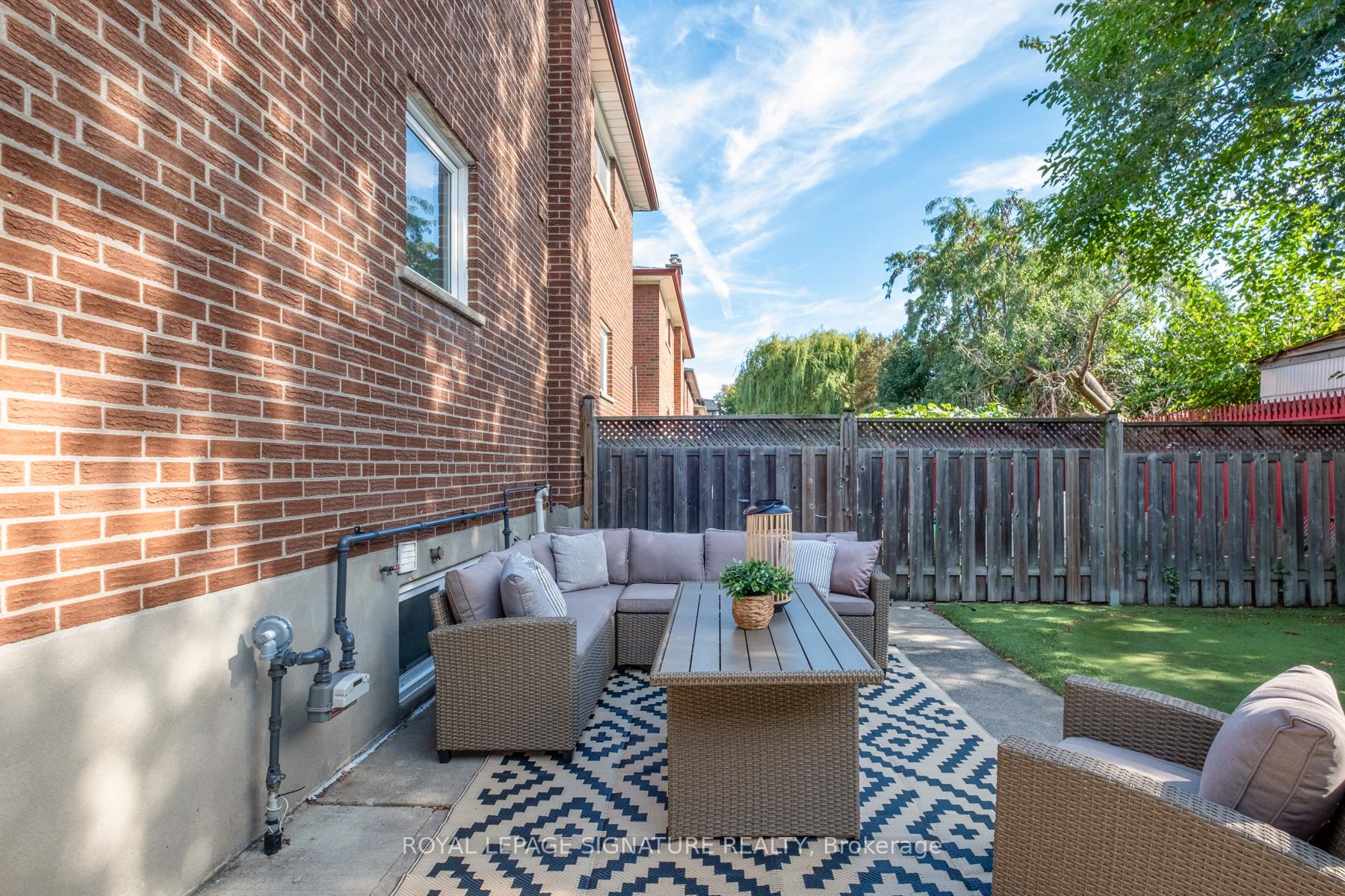 Photo 31 of 131 Virginia Avenue, Toronto, Danforth Village-East York — HOMEH