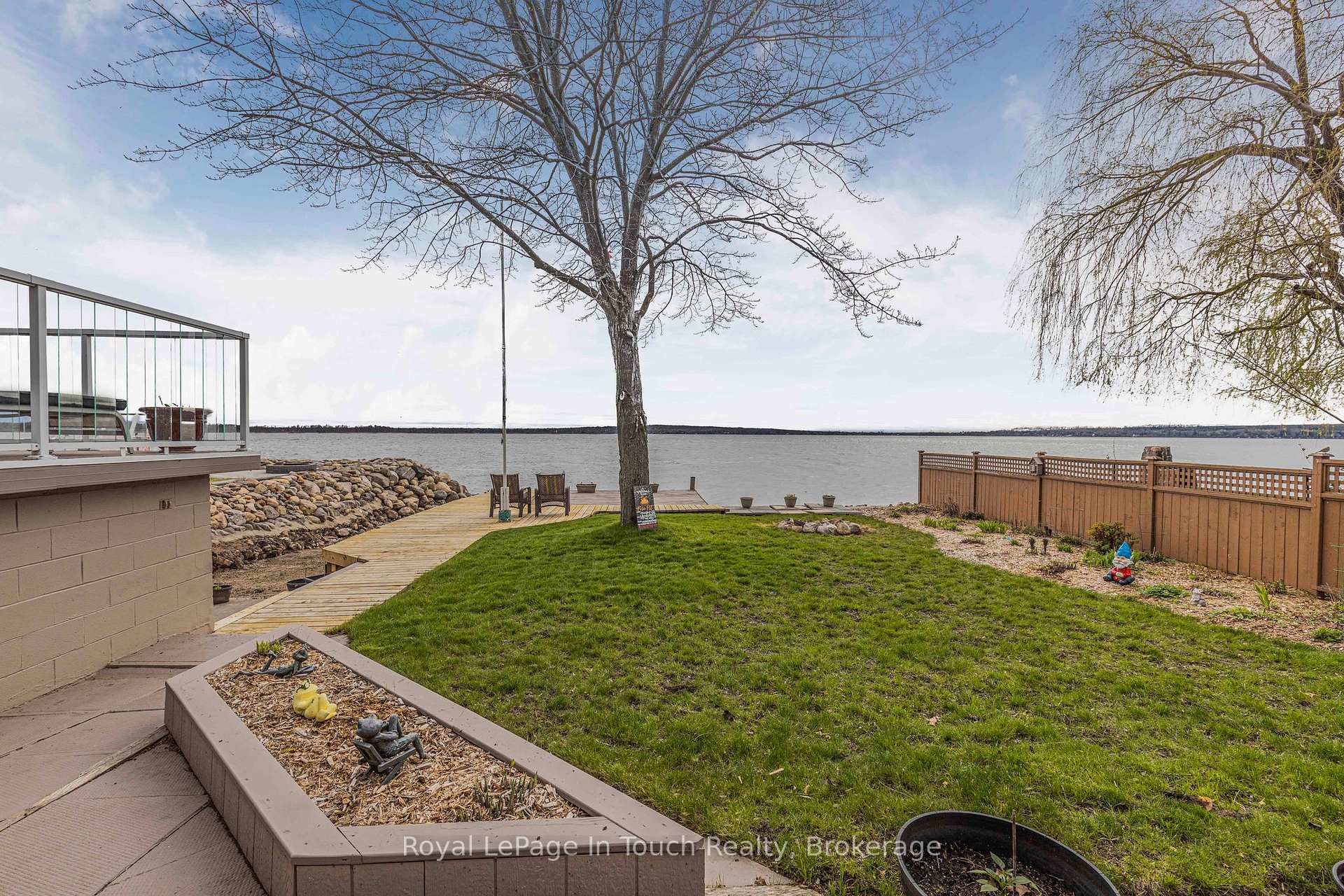 Photo 20 of 278 Robins Point Road, Tay, Victoria Harbour — HOMEH