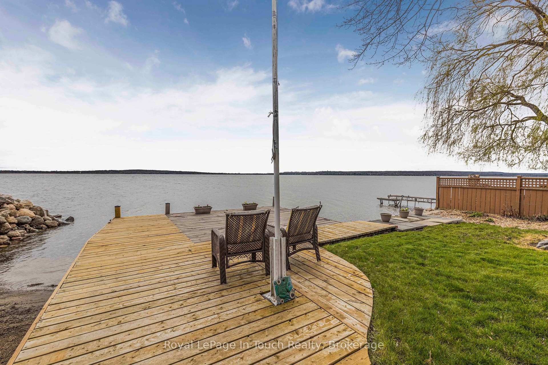 Photo 22 of 278 Robins Point Road, Tay, Victoria Harbour — HOMEH