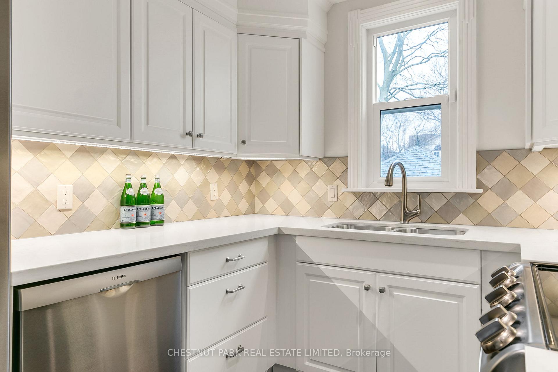 Photo 16 of 23 Heather Road, Toronto, Leaside — HOMEH
