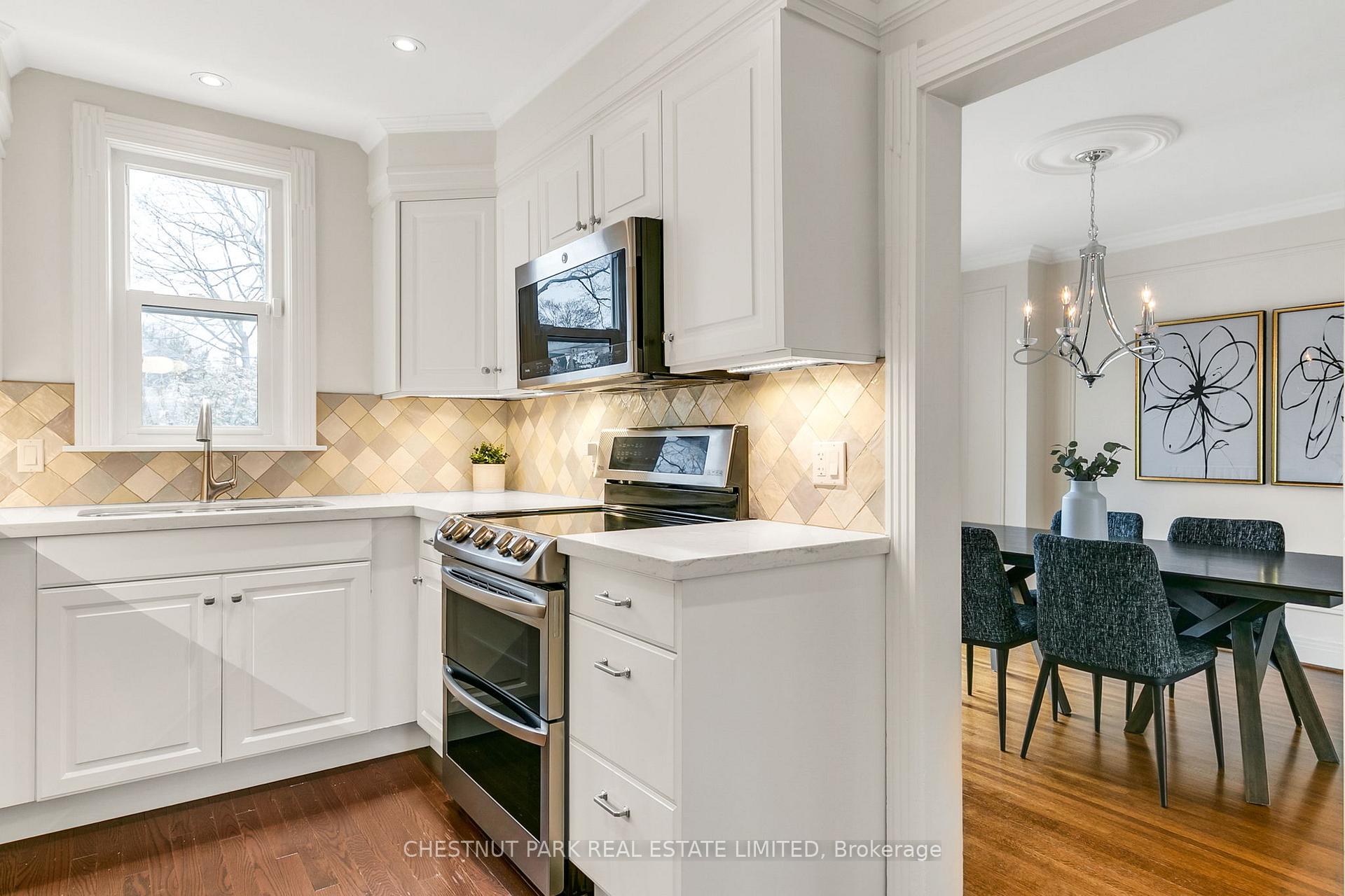 Photo 17 of 23 Heather Road, Toronto, Leaside — HOMEH