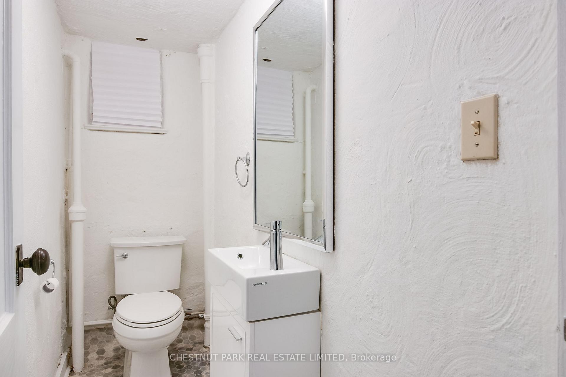 Photo 31 of 23 Heather Road, Toronto, Leaside — HOMEH