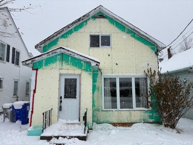 Front of 251 Toke Street