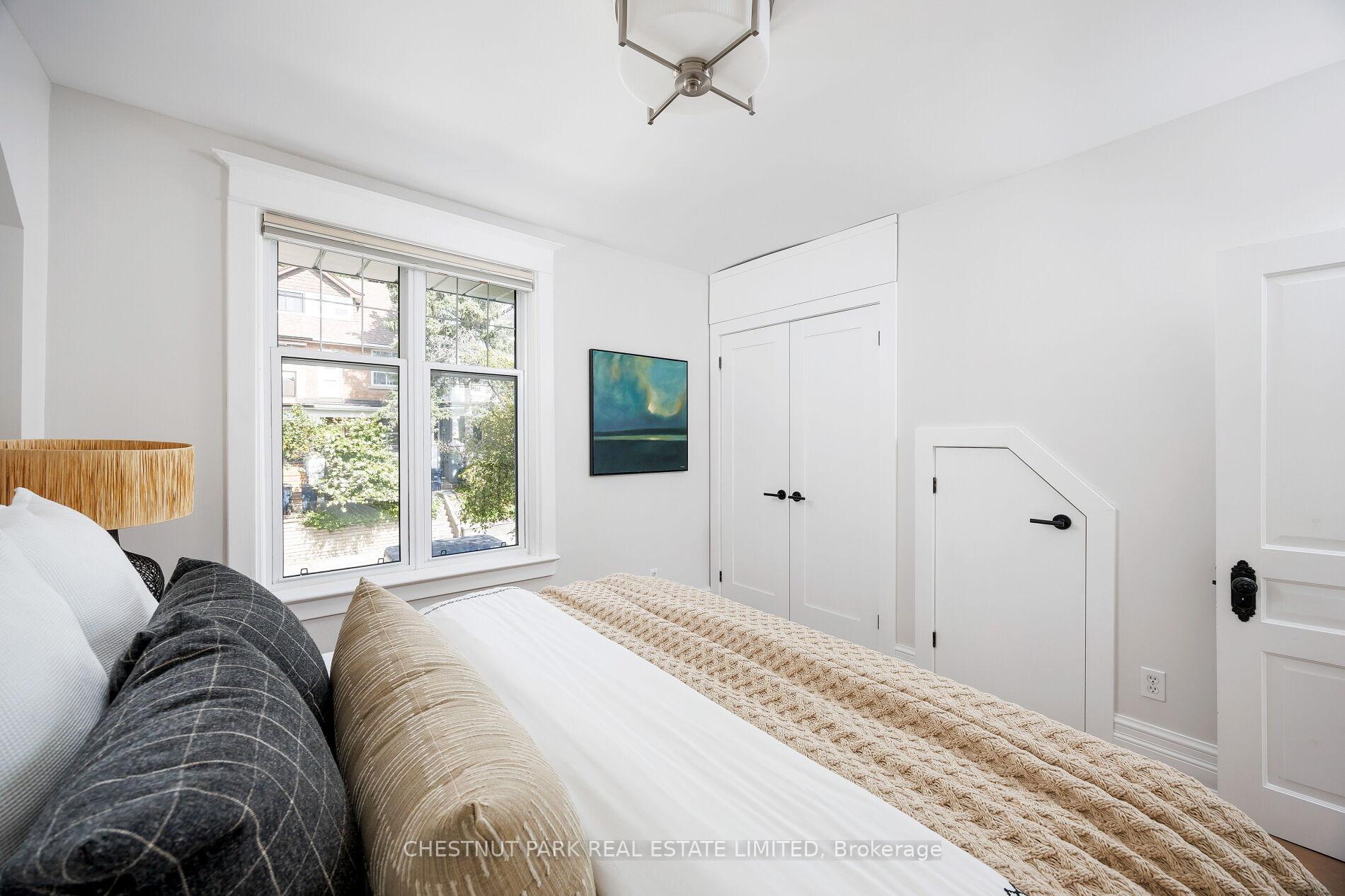 Photo 24 of 33 Tennis Crescent, Toronto, North Riverdale — HOMEH