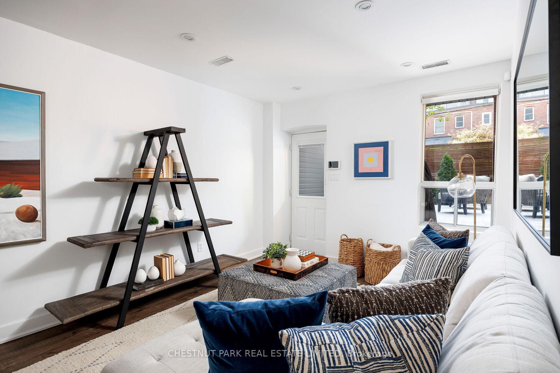 Photo 41 of 33 Tennis Crescent, Toronto, North Riverdale — HOMEH