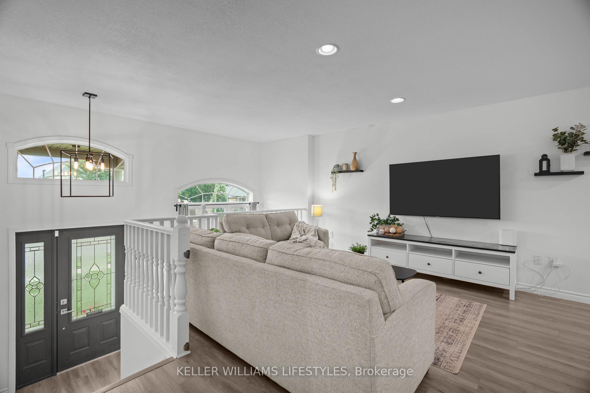 Photo 6 of 69 Laura Lane, Strathroy-Caradoc, NE — HOMEH