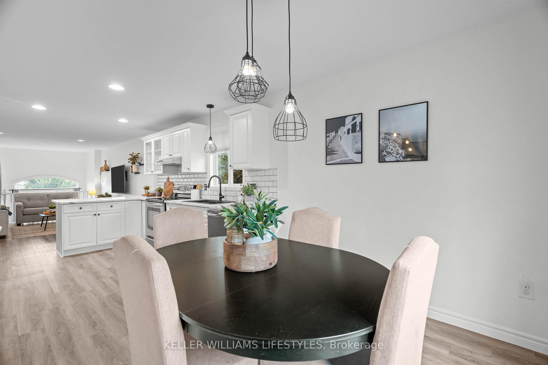Photo 14 of 69 Laura Lane, Strathroy-Caradoc, NE — HOMEH