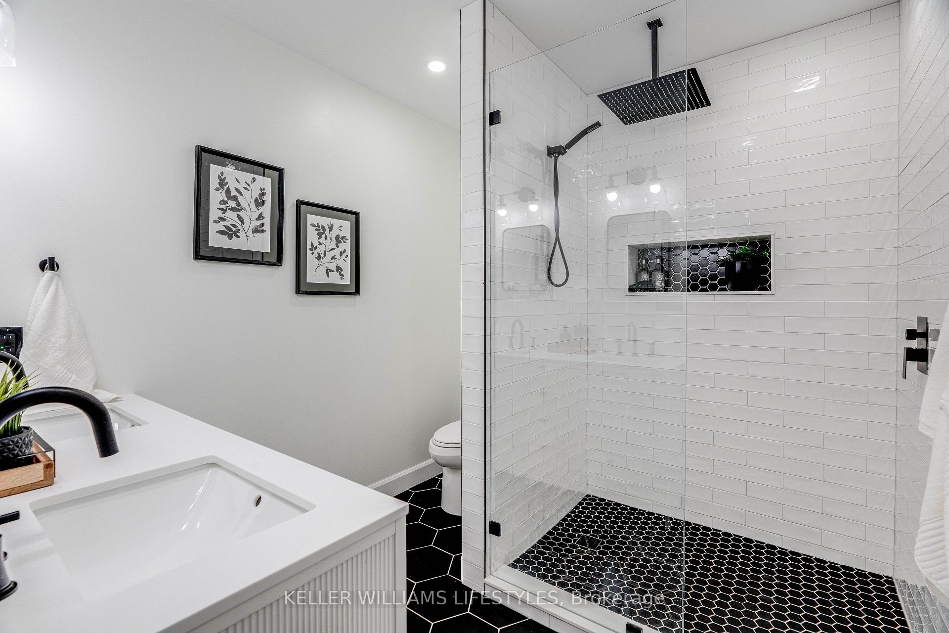 Photo 30 of 69 Laura Lane, Strathroy-Caradoc, NE — HOMEH