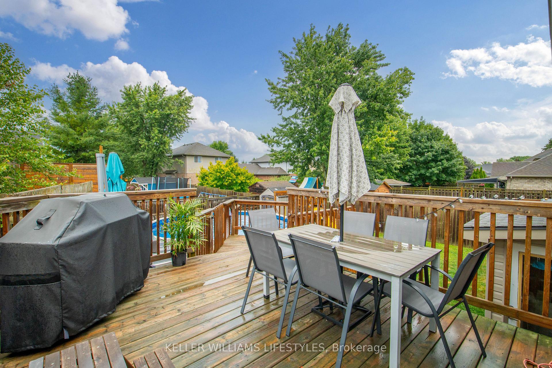 Photo 36 of 69 Laura Lane, Strathroy-Caradoc, NE — HOMEH