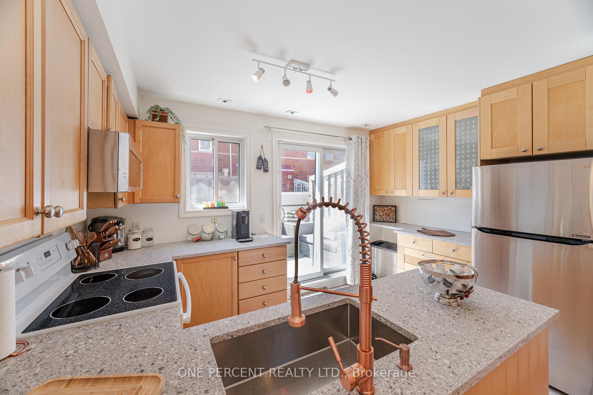Photo 15 of 252B Berkeley Street, Toronto, Moss Park — HOMEH