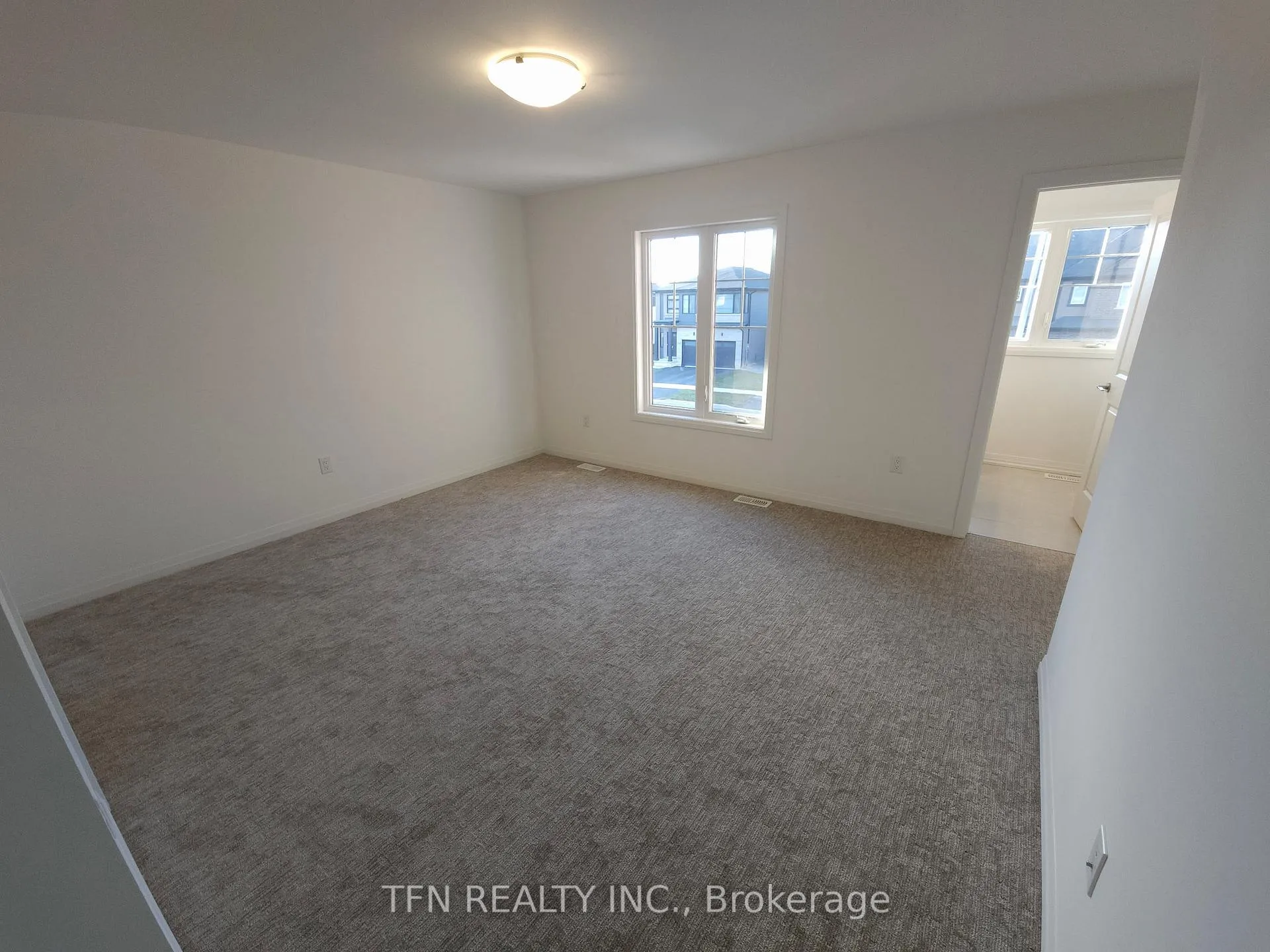 Photo 11 of 180 Bur Oak Drive, Thorold, Confederation Heights — HOMEH