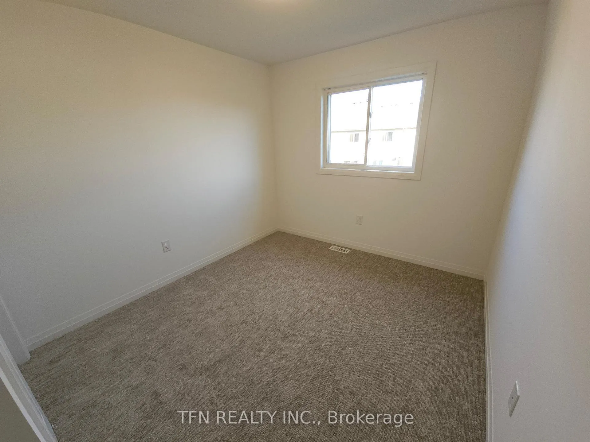 Photo 16 of 180 Bur Oak Drive, Thorold, Confederation Heights — HOMEH