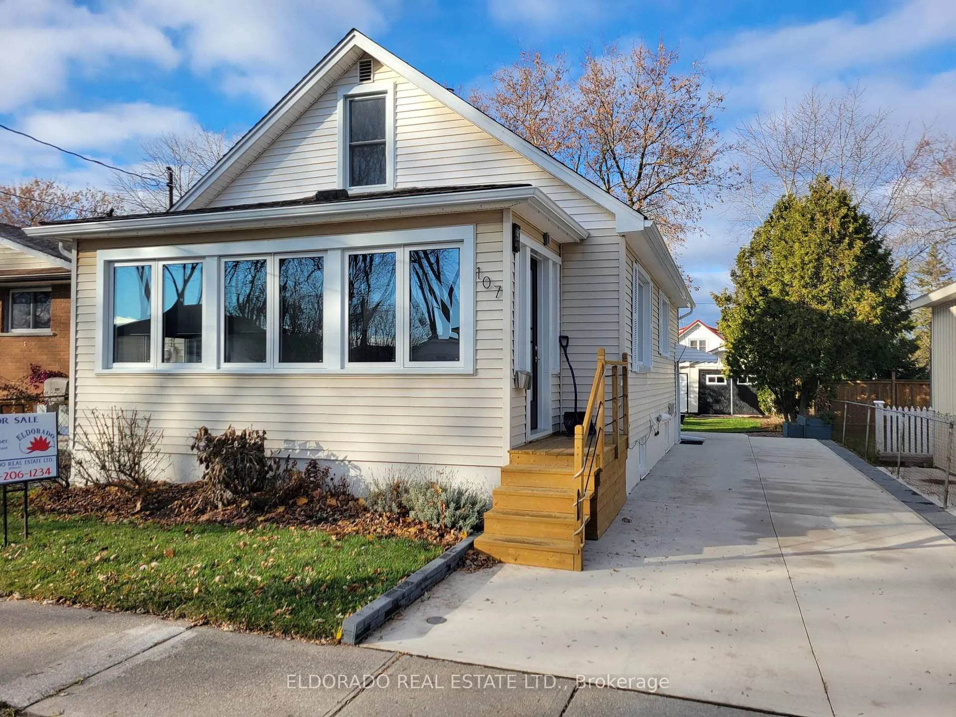 Photo 1 of 107 Mackan Street, Thorold, Allanburg/Thorold South — HOMEH