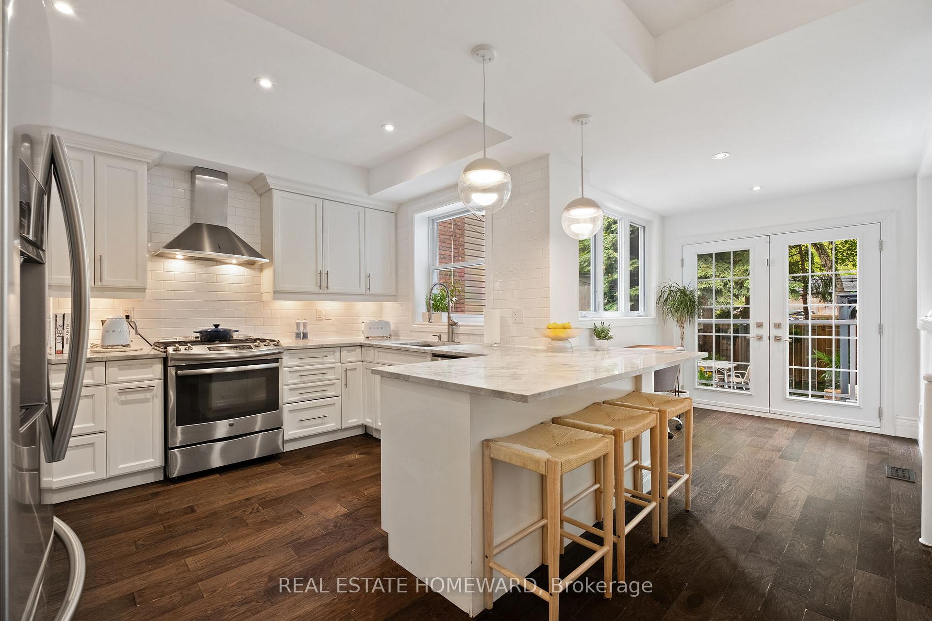 Photo 5 of 58 Columbine Avenue, Toronto, The Beaches — HOMEH