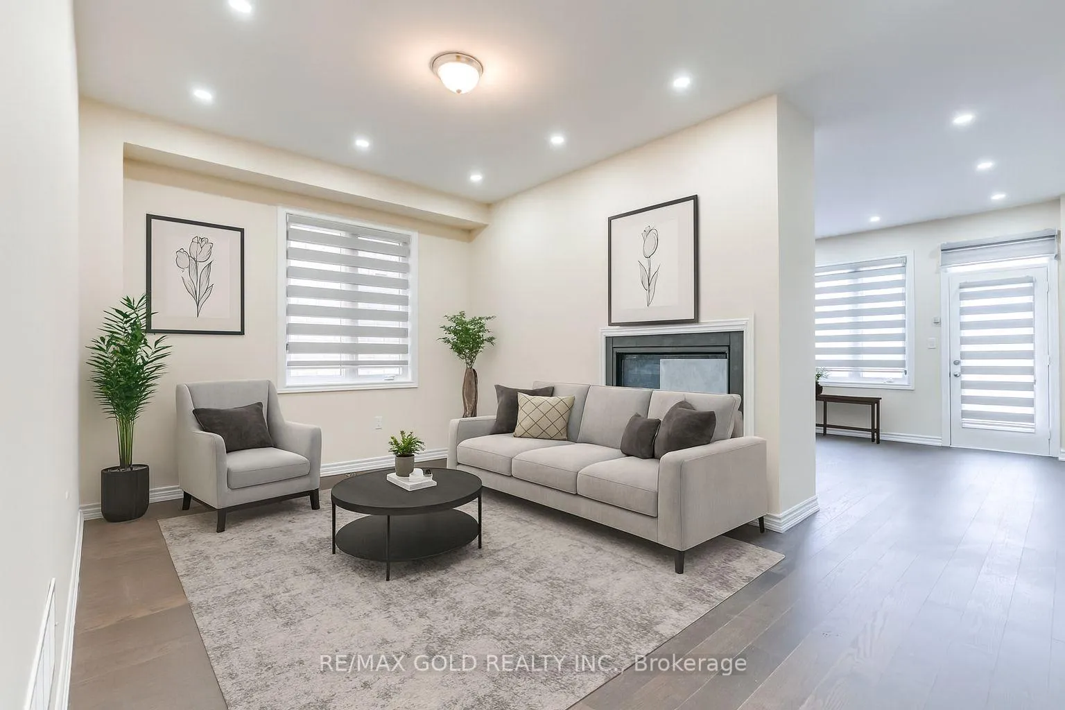 Photo 6 of 1495 Rose Way, Milton, Cobban — HOMEH