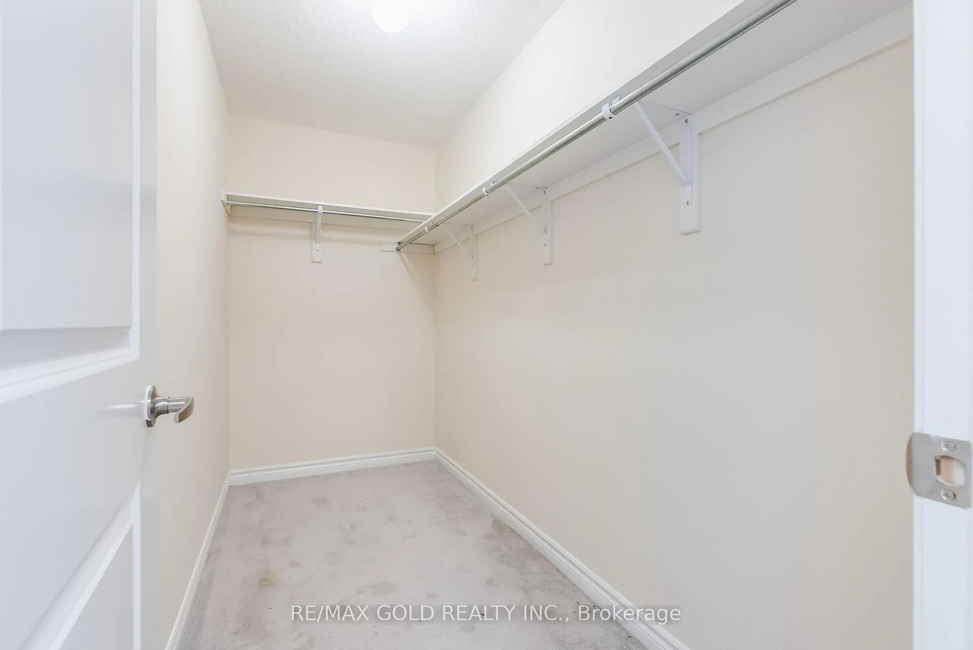 Photo 20 of 1495 Rose Way, Milton, Cobban — HOMEH