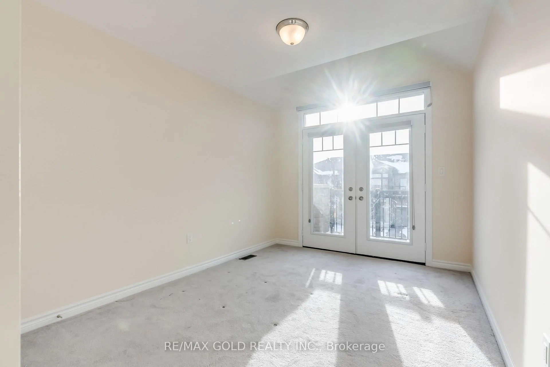 Photo 27 of 1495 Rose Way, Milton, Cobban — HOMEH