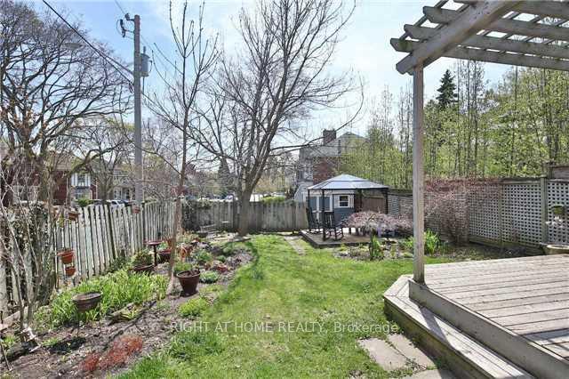 Photo 3 of 57 Parkhurst Boulevard, Toronto, Leaside — HOMEH