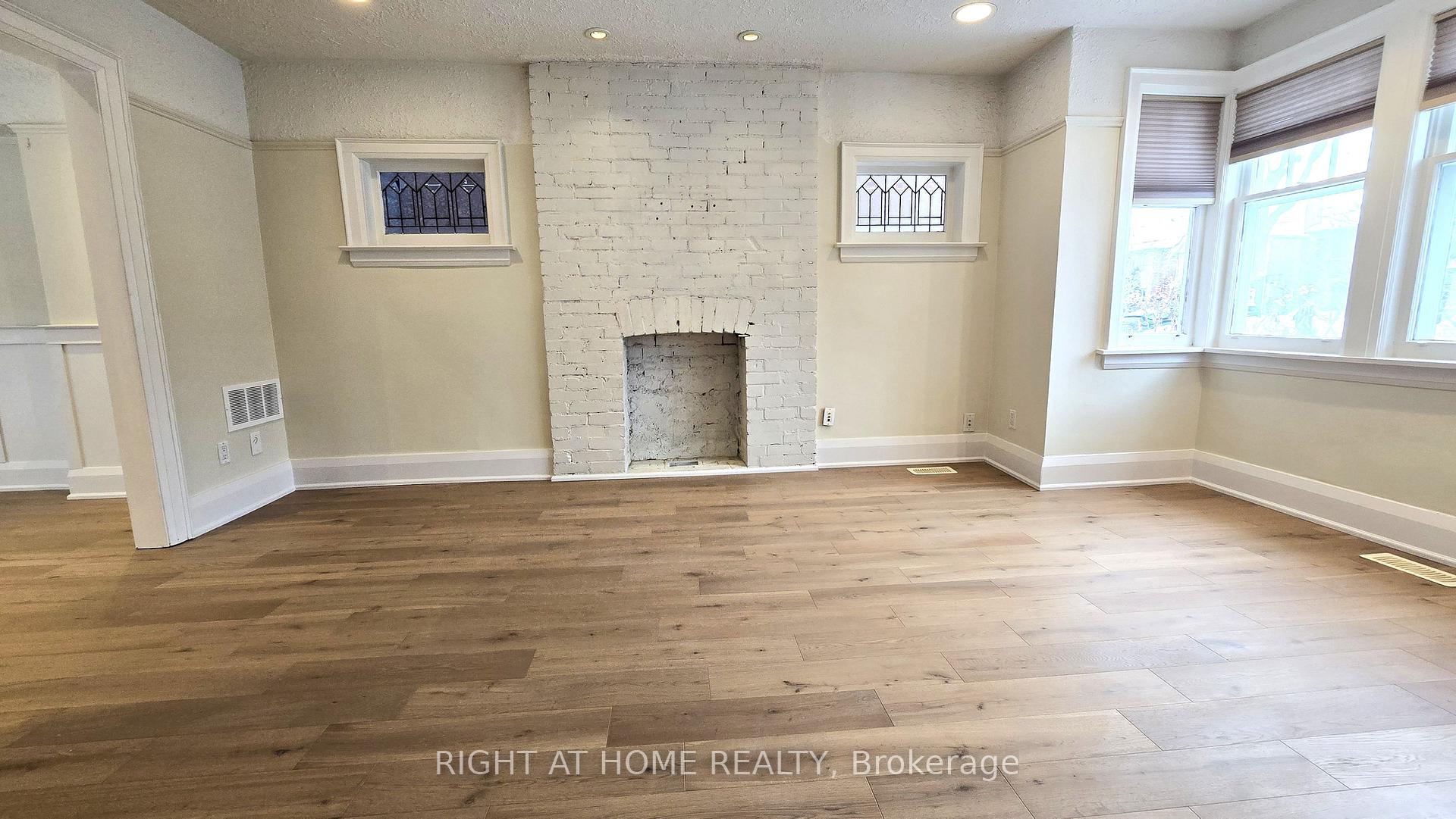 Photo 5 of 57 Parkhurst Boulevard, Toronto, Leaside — HOMEH