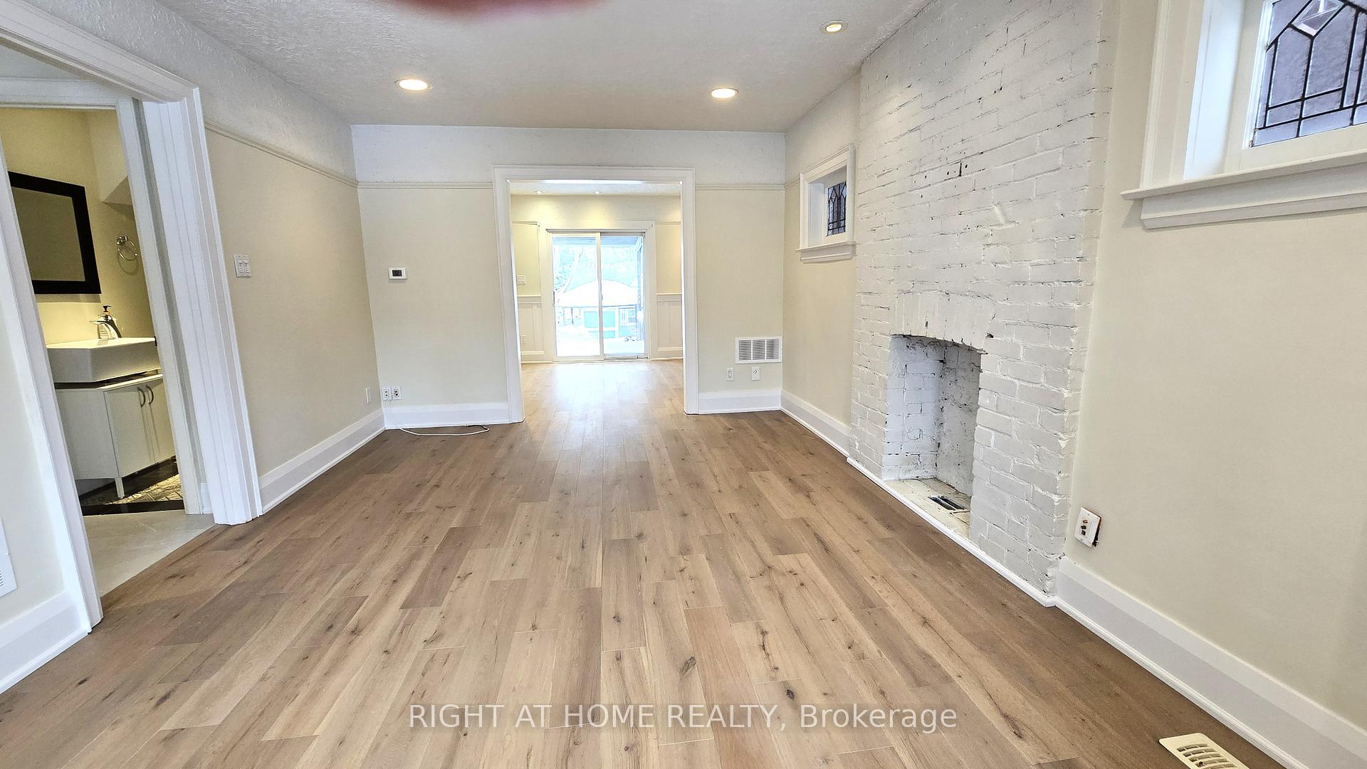 Photo 12 of 57 Parkhurst Boulevard, Toronto, Leaside — HOMEH